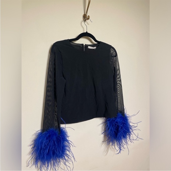 Alice + Olivia Delaina Feather Top - Picture 8 of 11